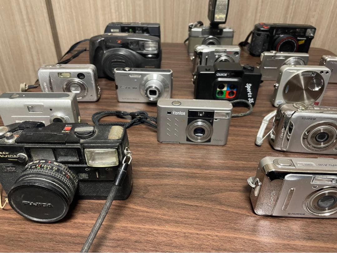 コンパクトデジタルカメラ 15台セット