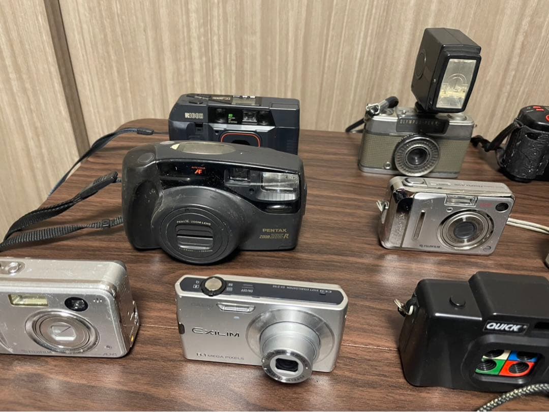 コンパクトデジタルカメラ 15台セット
