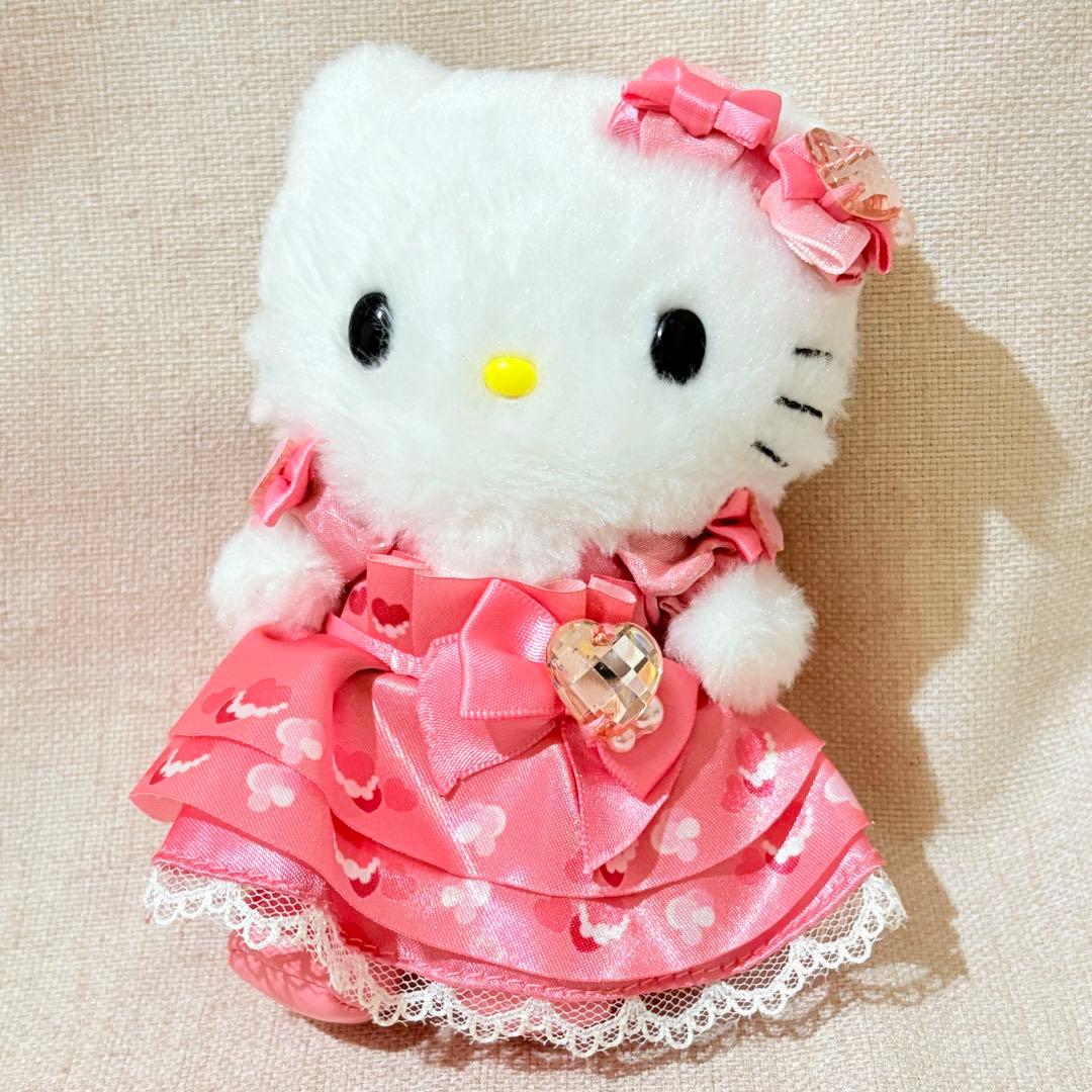 ハローキティ　ぬいぐるみ　キーホルダー　ストラップ　30周年