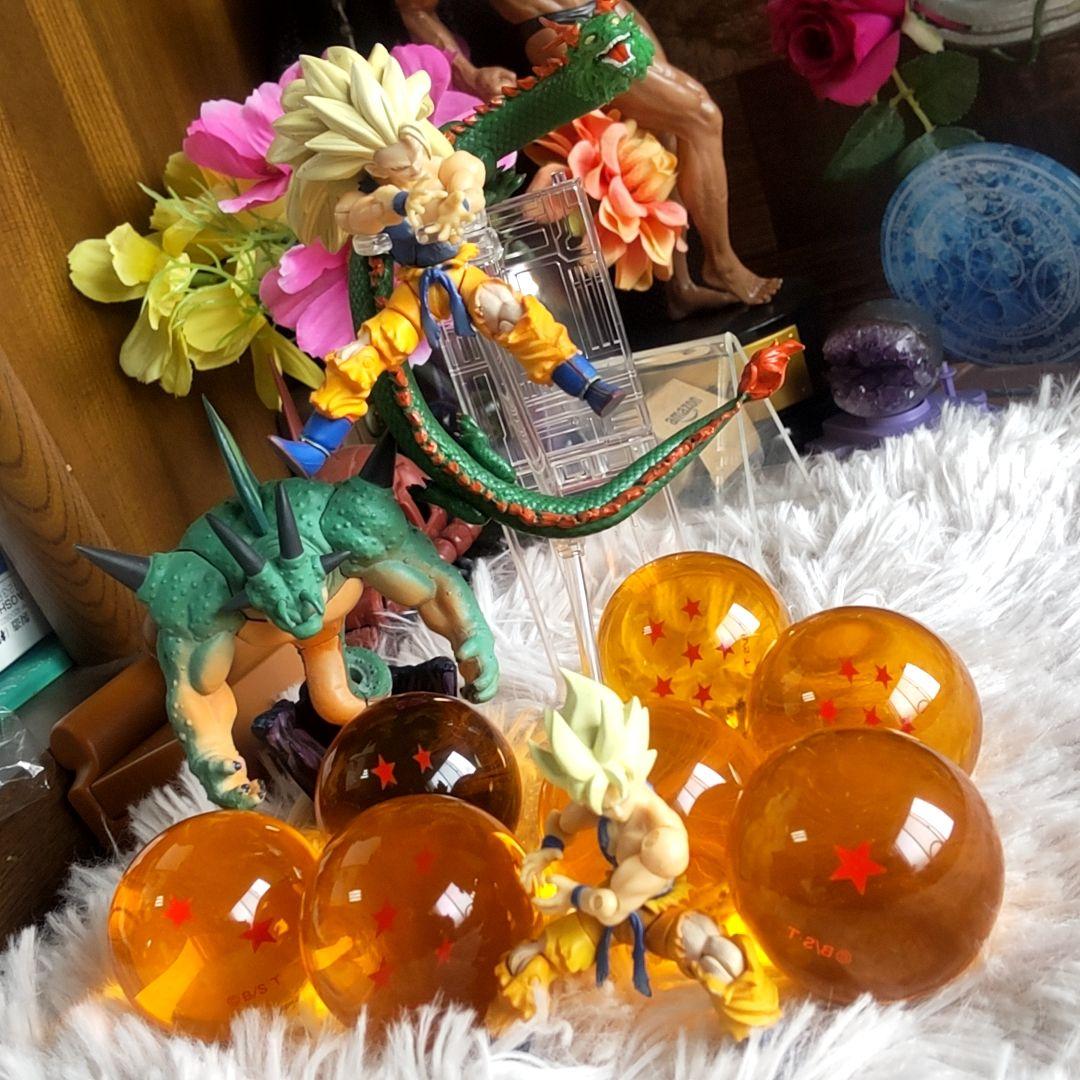 ドラゴンボールZ 悟空 超サイヤ人 3 掌動 アクリルドラゴンボール7つ 神龍風
