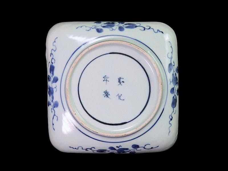 古伊万里　染錦　山水に松竹梅の図　角皿　F064AS-CQu