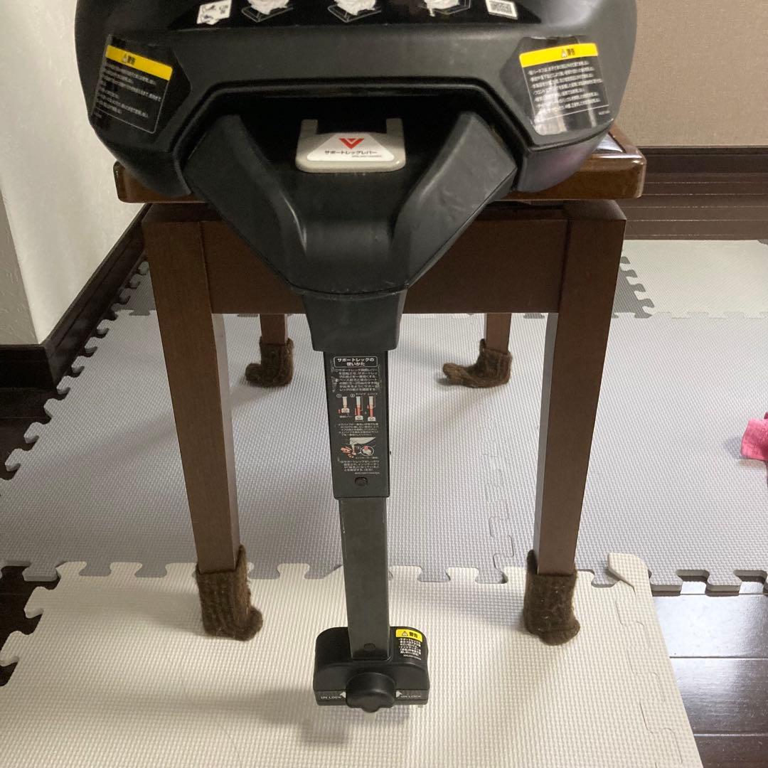 美品 アプリカ Aprica 新生児 チャイルドシート マモリラ R129