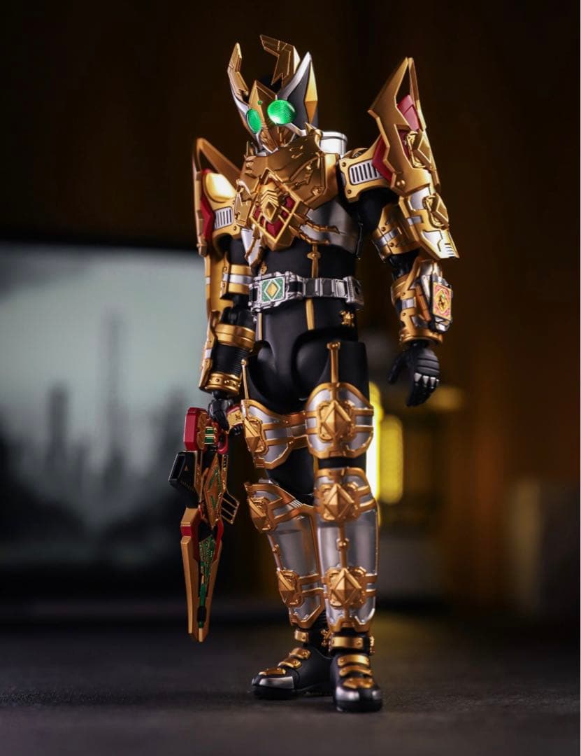 S.H.Figuarts 仮面ライダーギャレン　キングフォーム真骨彫Ver発光版