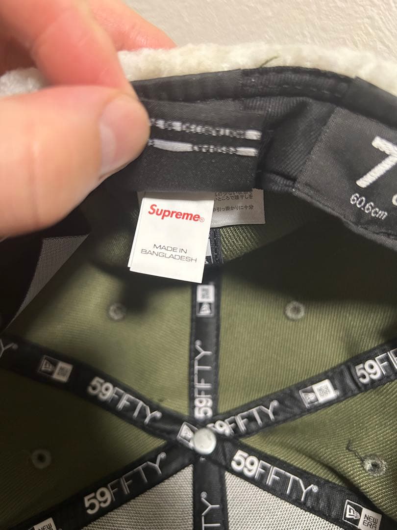 未使用 Supreme newera イヤーフラップ 7 5/8