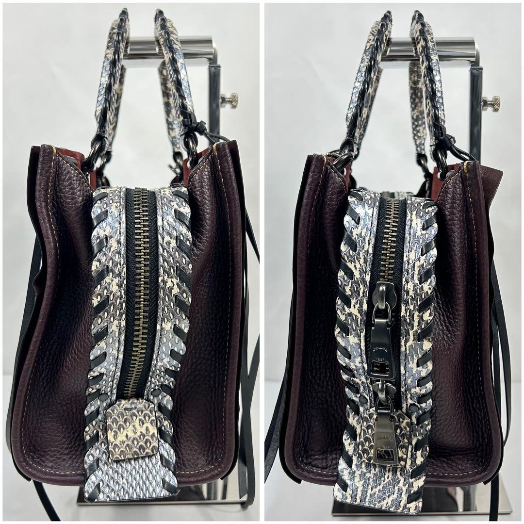 バッグ Rare Coach Rogue 25 Python Leather Bag