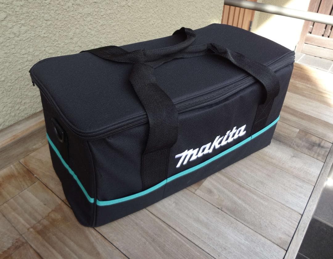 Makita CL184D コードレス掃除機 中古