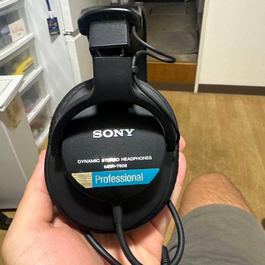 SONY MDR-7506 スタジオモニター ヘッドホン 有線