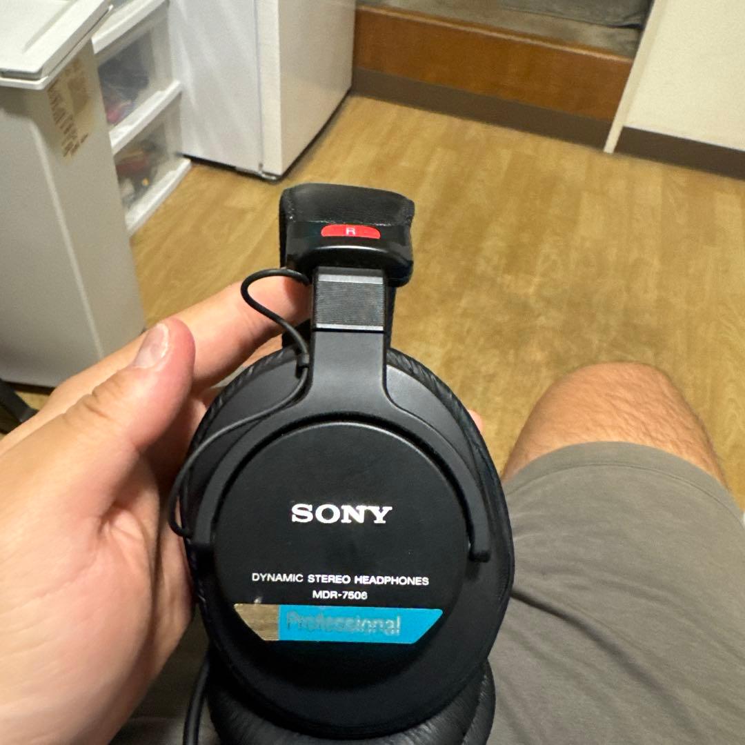 SONY MDR-7506 スタジオモニター ヘッドホン 有線