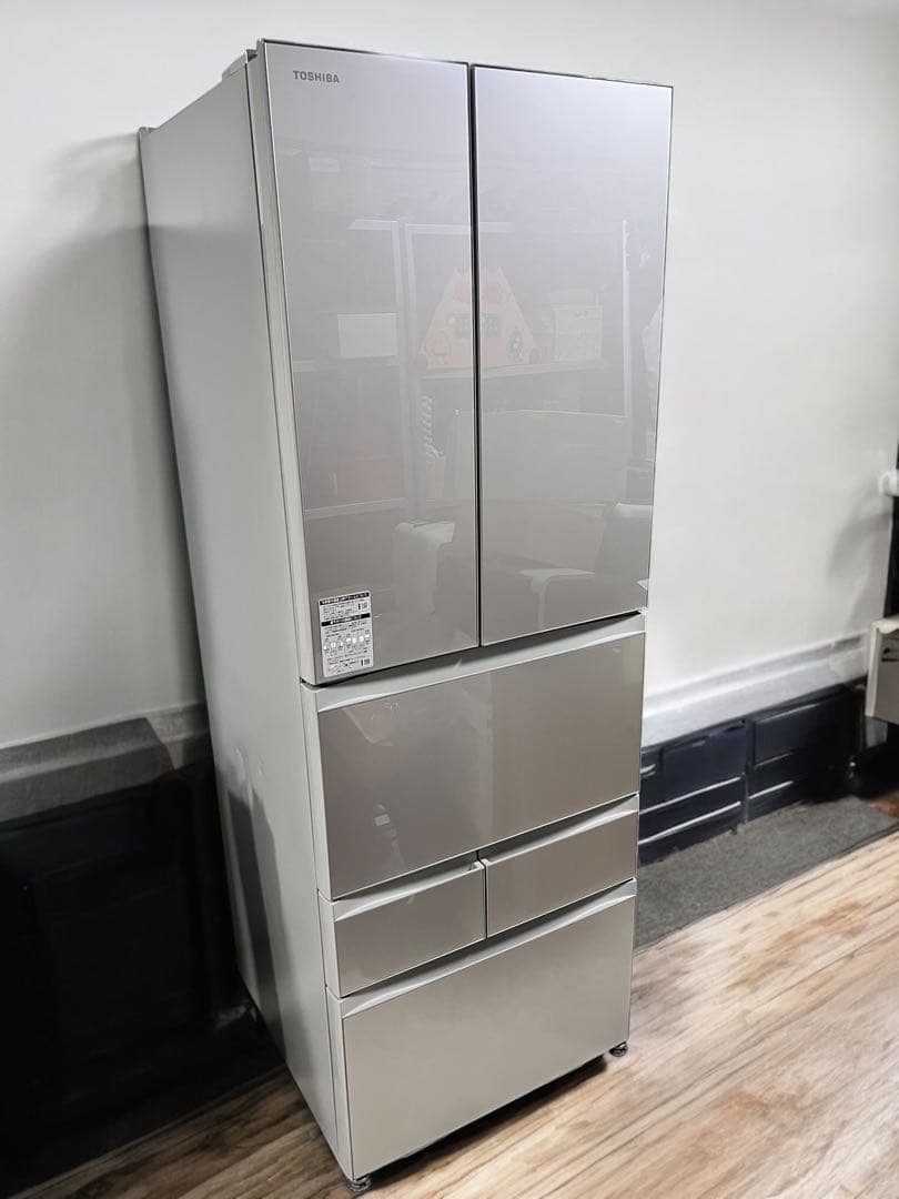 凹みあり　TOSHIBA 東芝 ノンフロン冷凍冷蔵庫 GR-W510FH