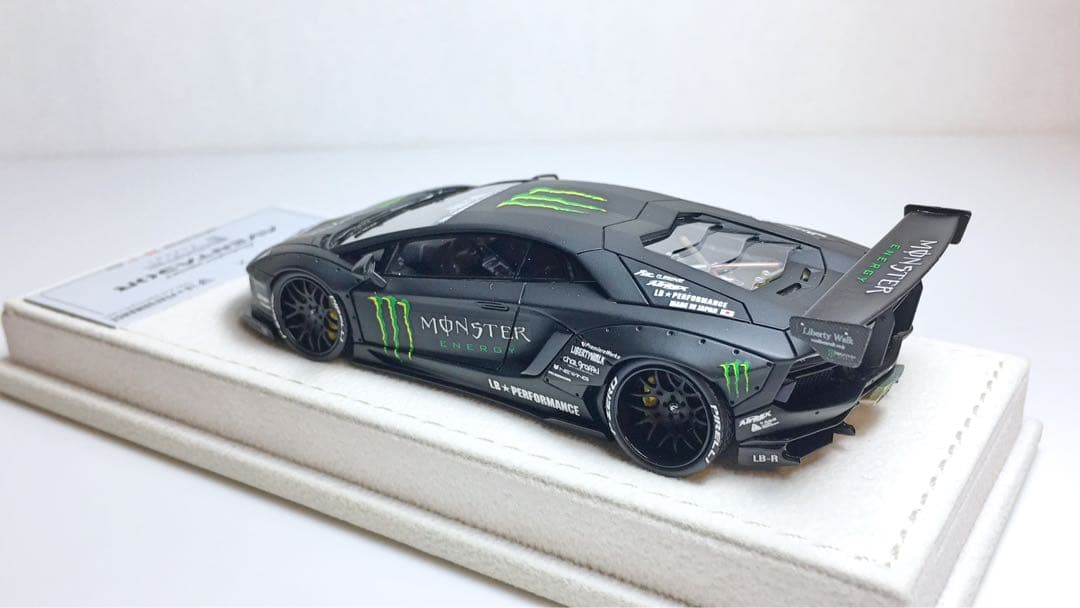 Fuelme 1/43 アヴェンタドール メイクアップ イグニッションモデル