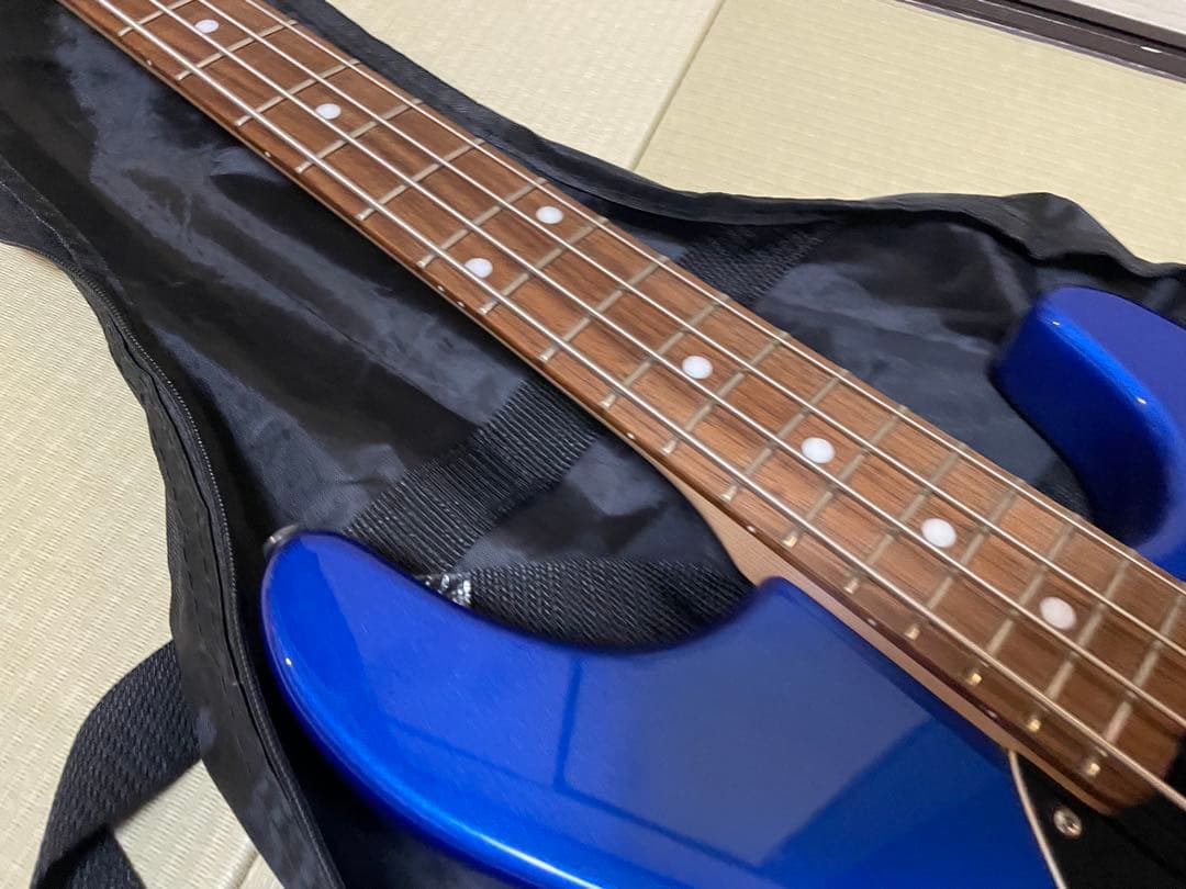 ベース STERLING by MUSICMAN SB14
