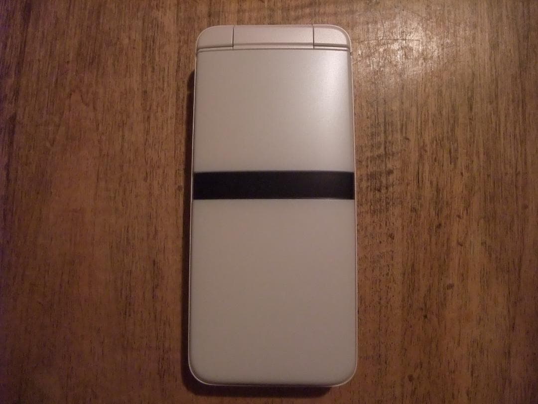 docomo ドコモ DIGNO KY-42C ホワイト