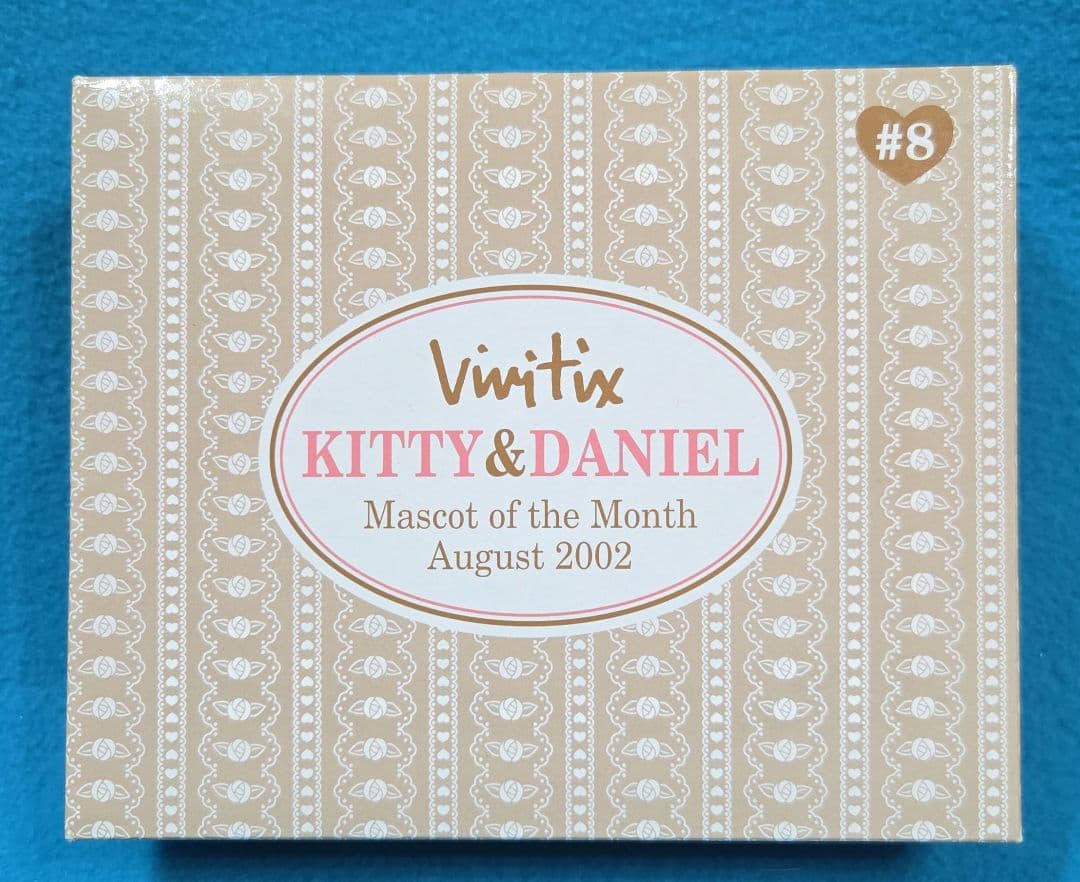激レア☆vivitix限定☆キティ＆ダニエル☆マンスリーマスコット2002☆8月