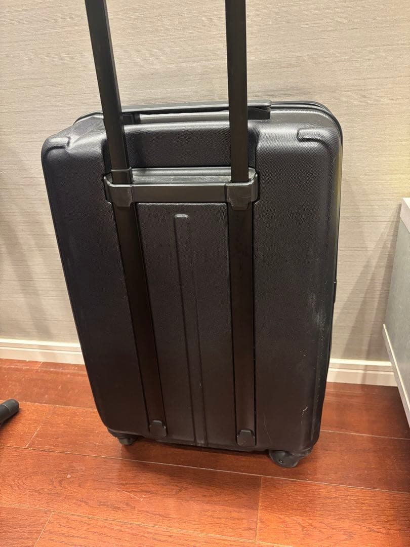 BRIEFING ブラックキャリーケース 中型