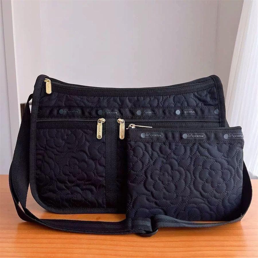 ショルダーバッグ　パフィーブロッサムズ　 レスポートサック　型押し　黒