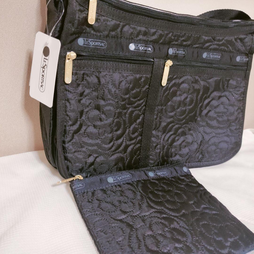 ショルダーバッグ　パフィーブロッサムズ　 レスポートサック　型押し　黒