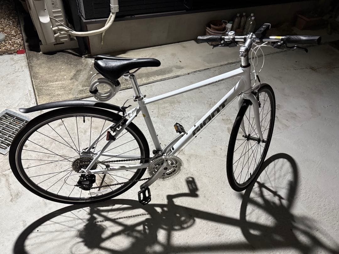 まい GIANクロスバイクESCAPE R3S ホワイト