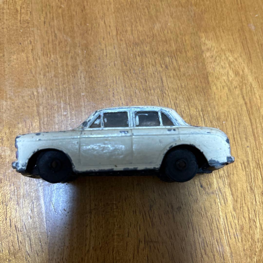 ダットサンブルーバード