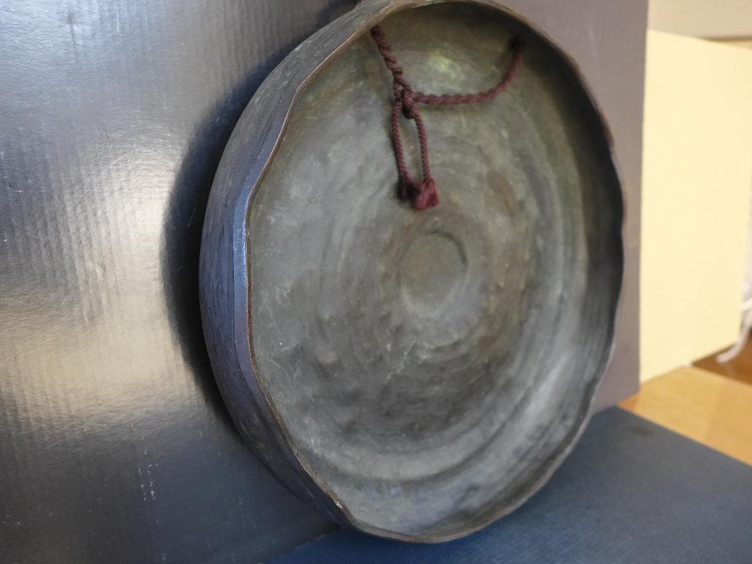 時代物　明治大正期頃？　大変古い銅鑼　度鑼 古銅　鍛金作り　桴付き 茶道　骨董