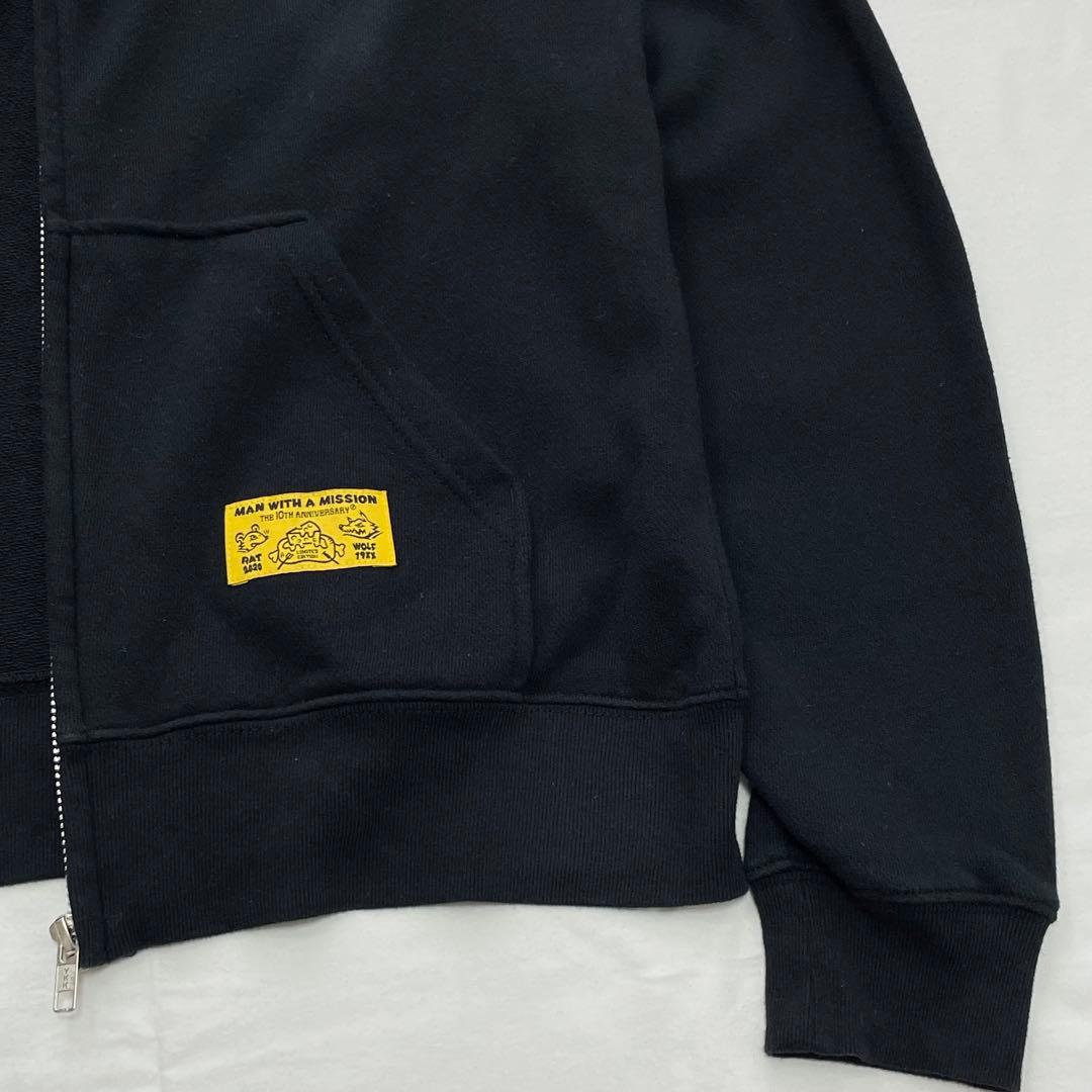 マンウィズ　10th RAT & WOLF ジップパーカー