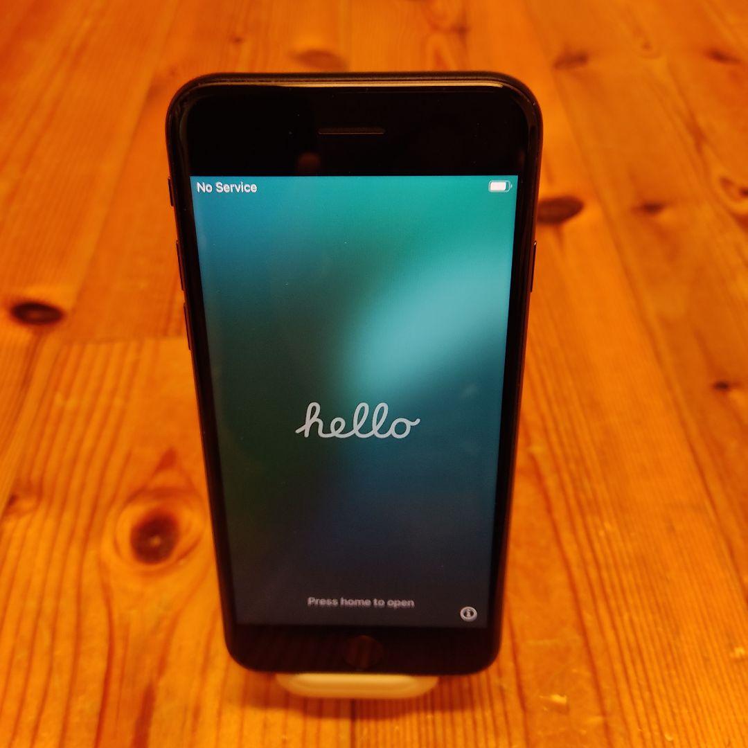 Apple iPhone SE 64GB 第3世代 最大容量96%