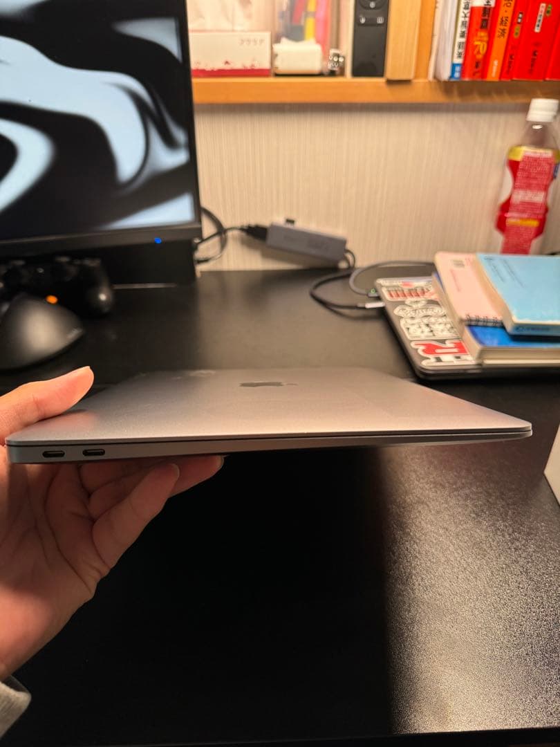 Apple MacBook Air 2020本体8G/256G