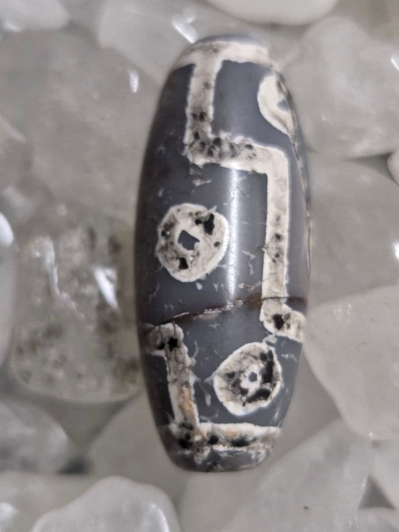 943　天珠　九眼天珠　貴重　珍品　dzibeads　！