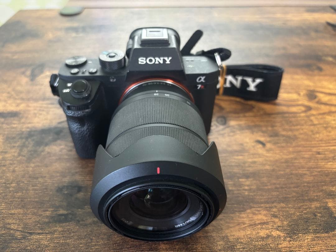 H*E様 【美品セット】α7RII FEレンズ バッテリー2個 充電器2個 カー