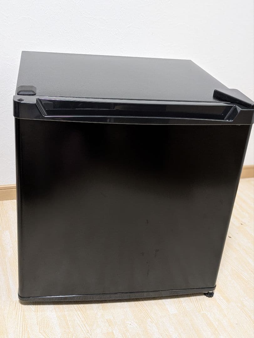 美品 2023年製 冷蔵庫 オーヤマ PRCB051D-B 46L