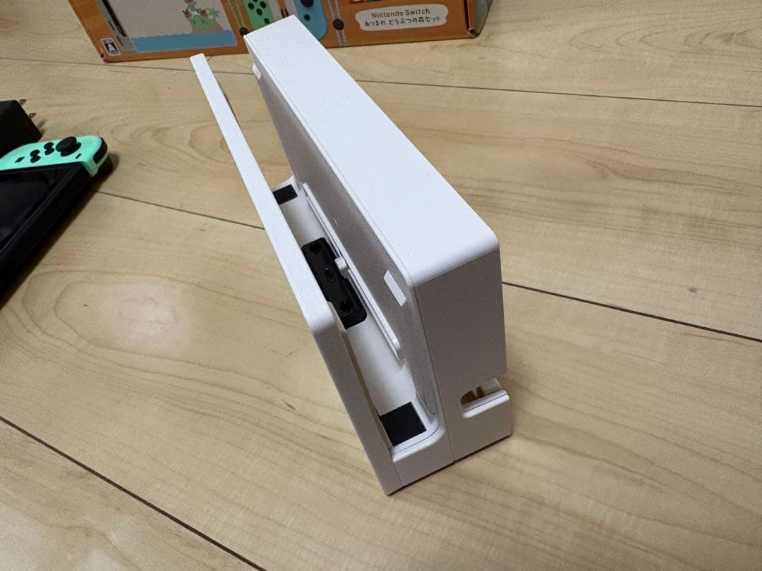 Nintendo Switch 本体　あつまれどうぶつの森セット　ソフトなし