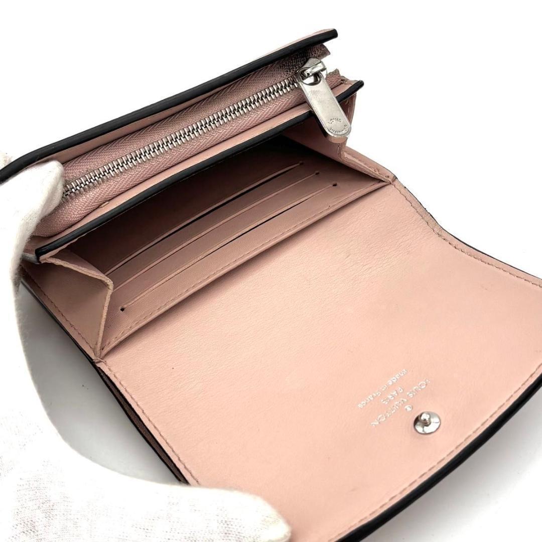 ルイヴィトン マヒナ ポルトフォイユ イリス コンパクト ピンク 二つ折り財布