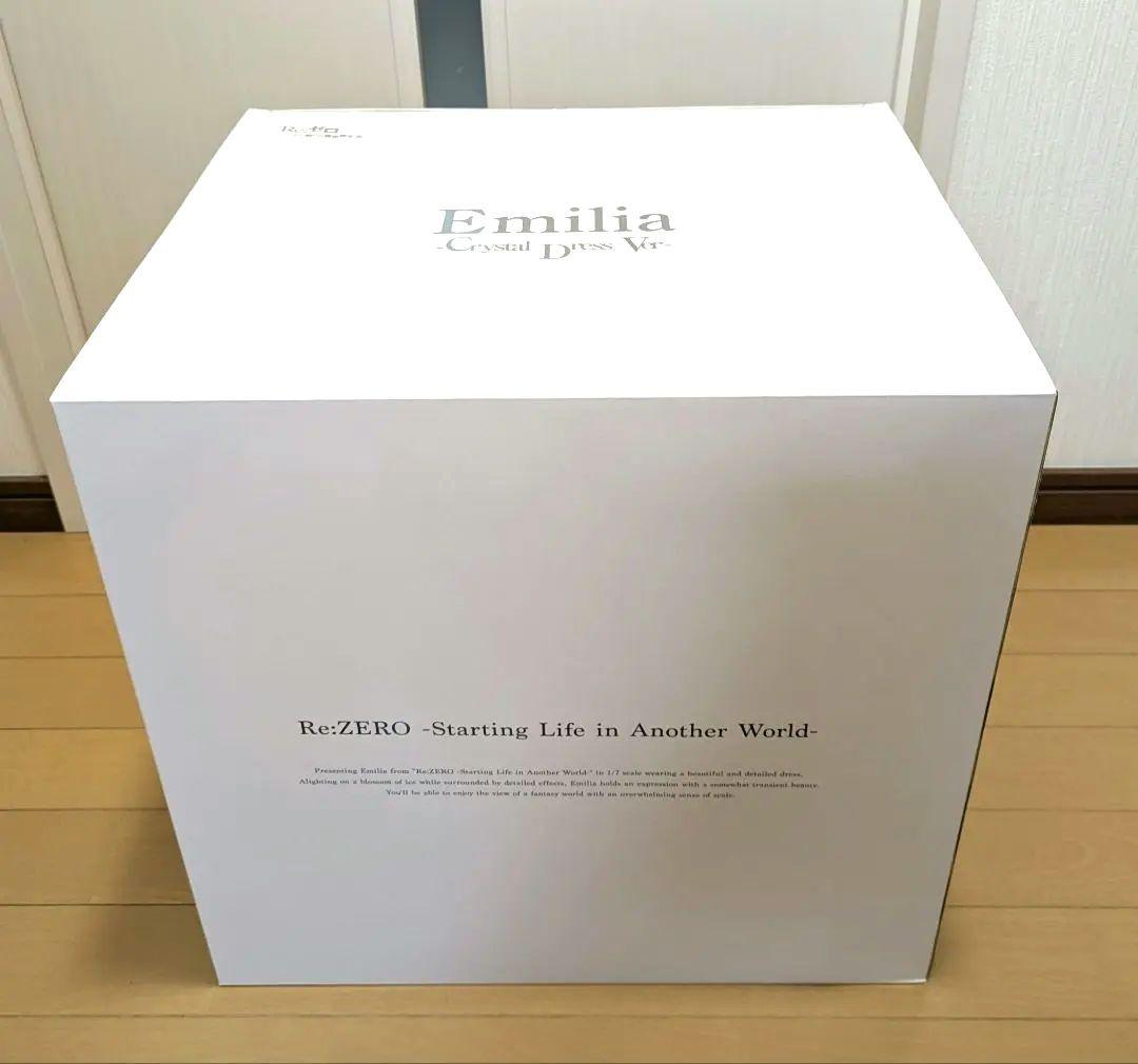 渋谷スクランブルフィギュア　クリスタルドレス　エミリア