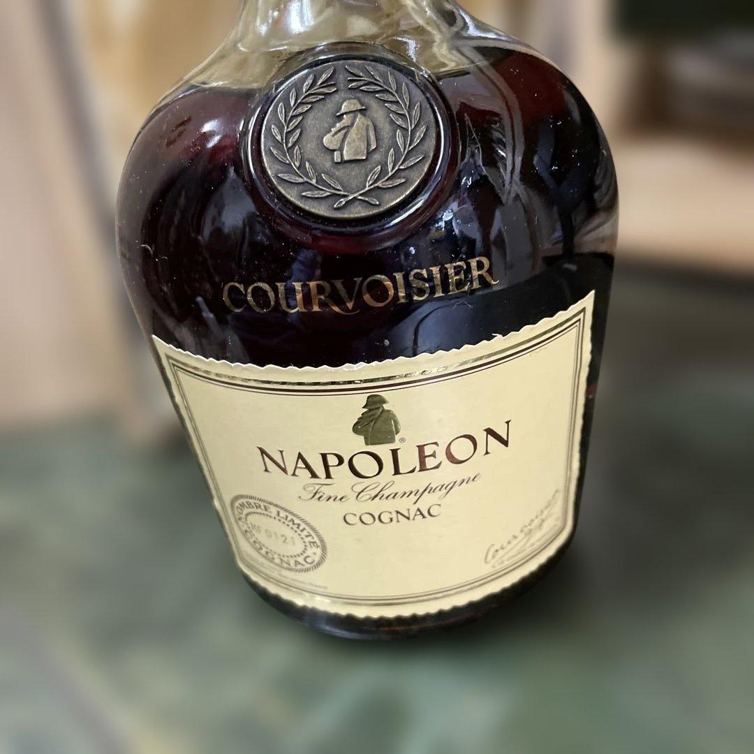 激レア1980年代流通品　40年以上前の希少品　明治屋輸入元　クルボアジェ