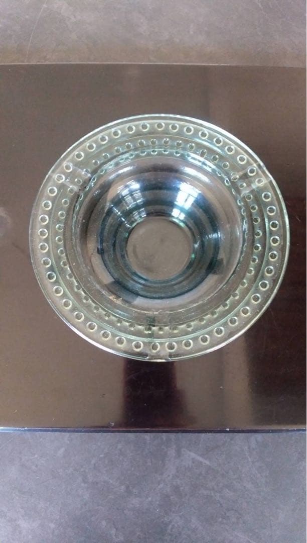 レトロガラス灰皿　昭和レトロ　古道具　プレスガラス　ビンテージ