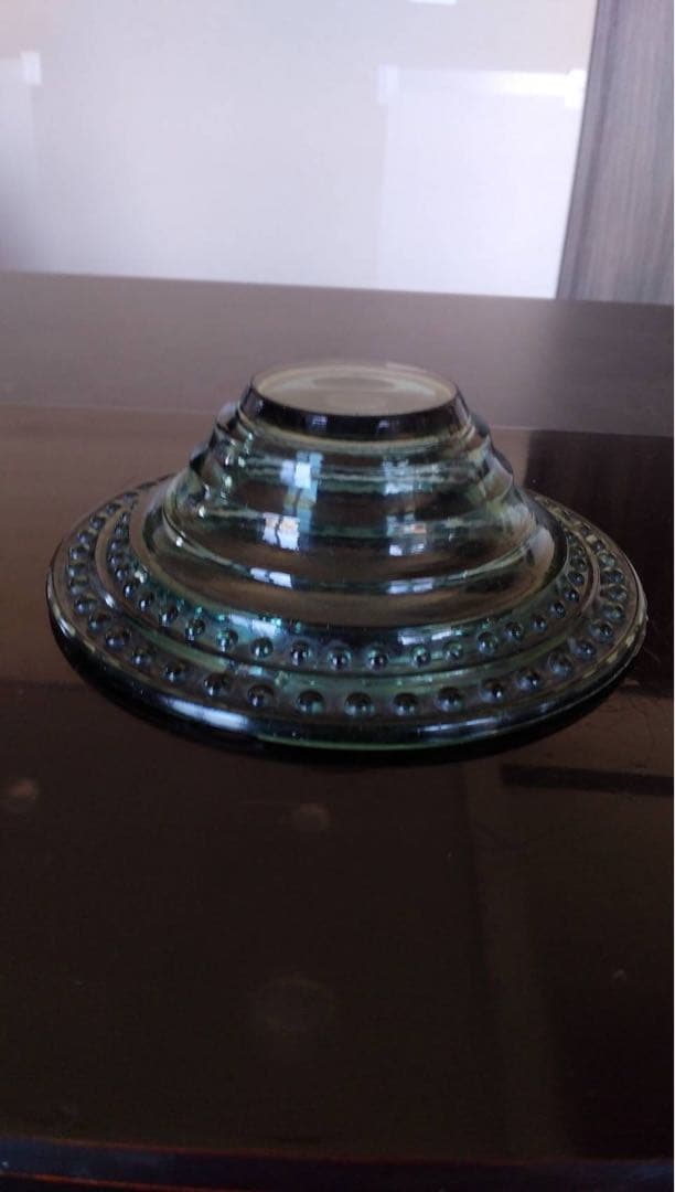 レトロガラス灰皿　昭和レトロ　古道具　プレスガラス　ビンテージ