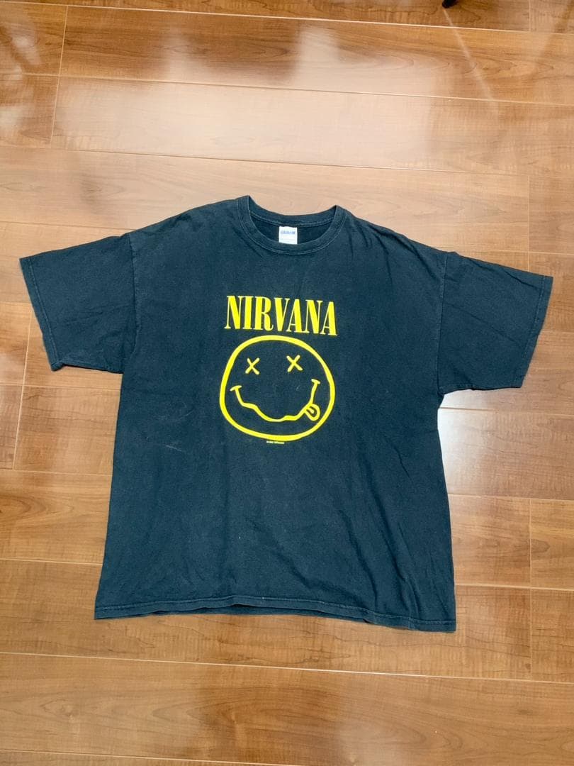 [NIRVANA SMILE] ヴィンテージTシャツ GILDAN ブラック