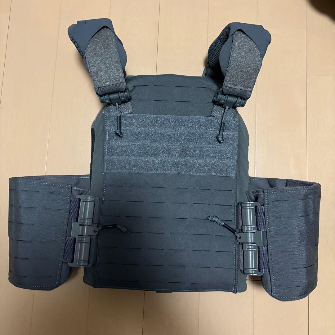 個人装備 Firstspear Strandhogg v2