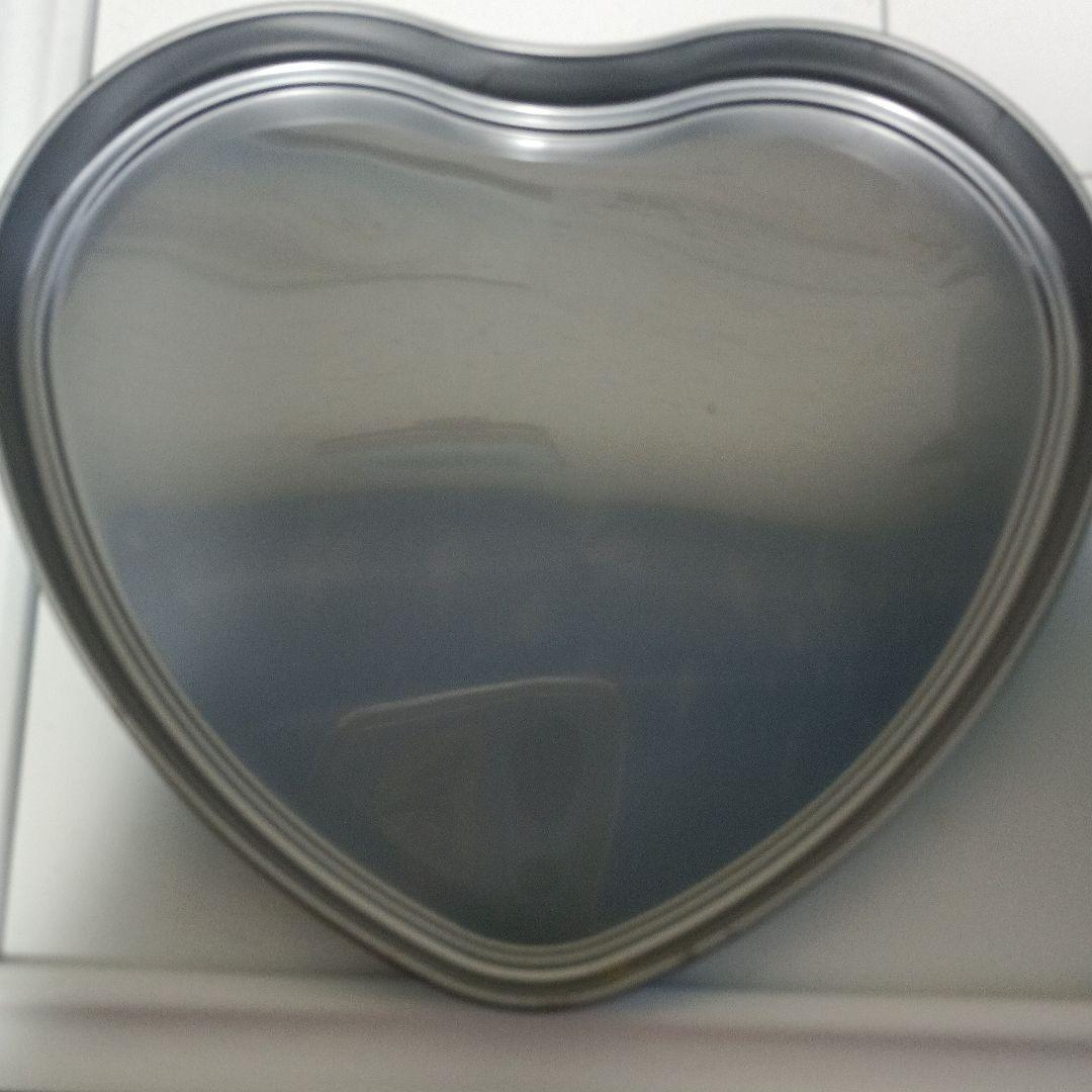 AKB48 Team B ハート型缶 2013年製