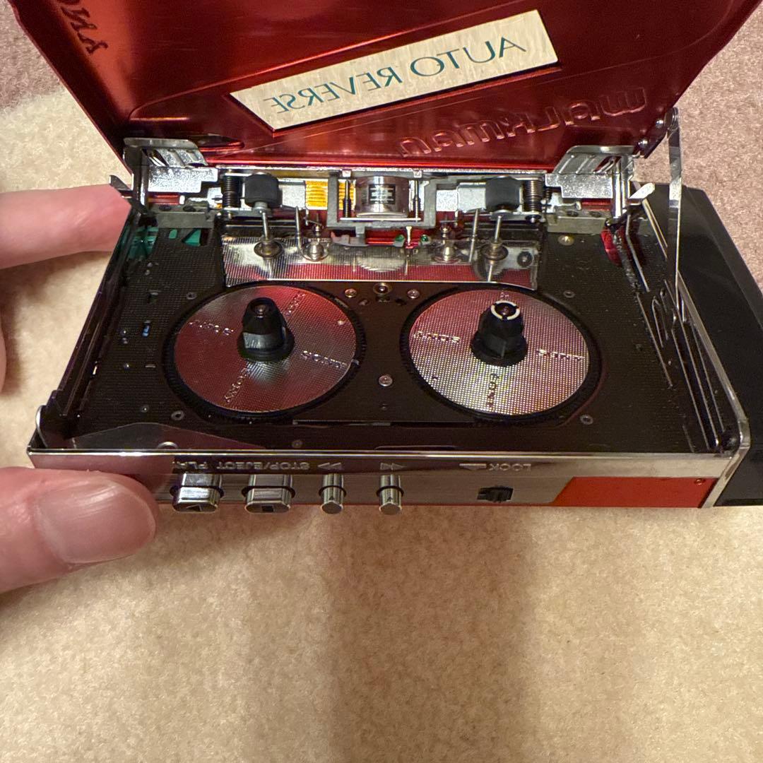 SONY WM-102 カセットプレーヤー レッド