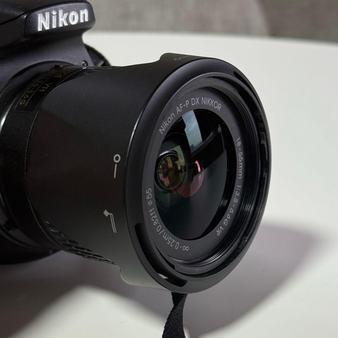 Nikon デジタル一眼レフカメラ D5600 ダブルズームキット バッグ付き