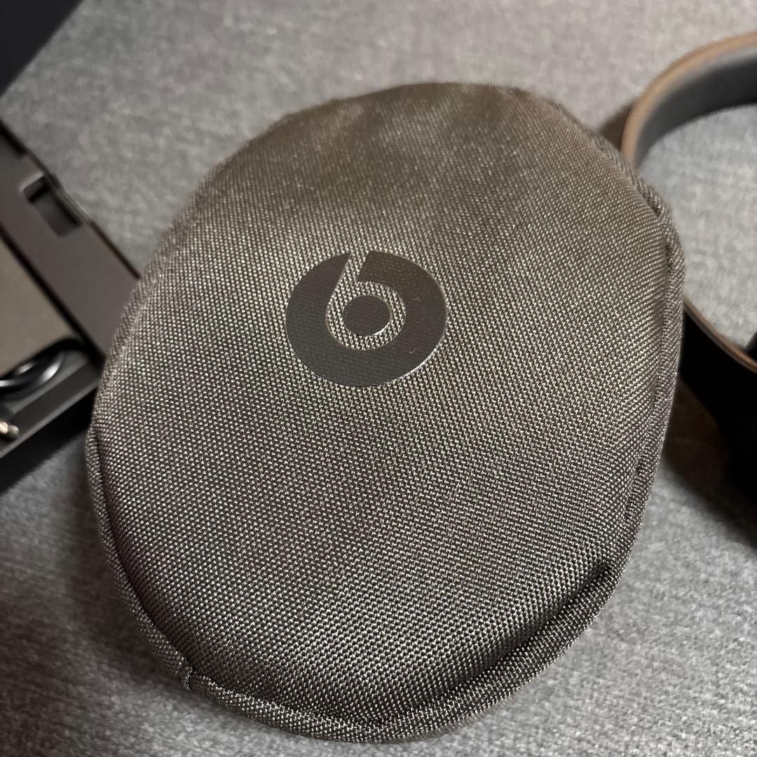 Beats SOLO3 ワイヤレスヘッドホン ブラック