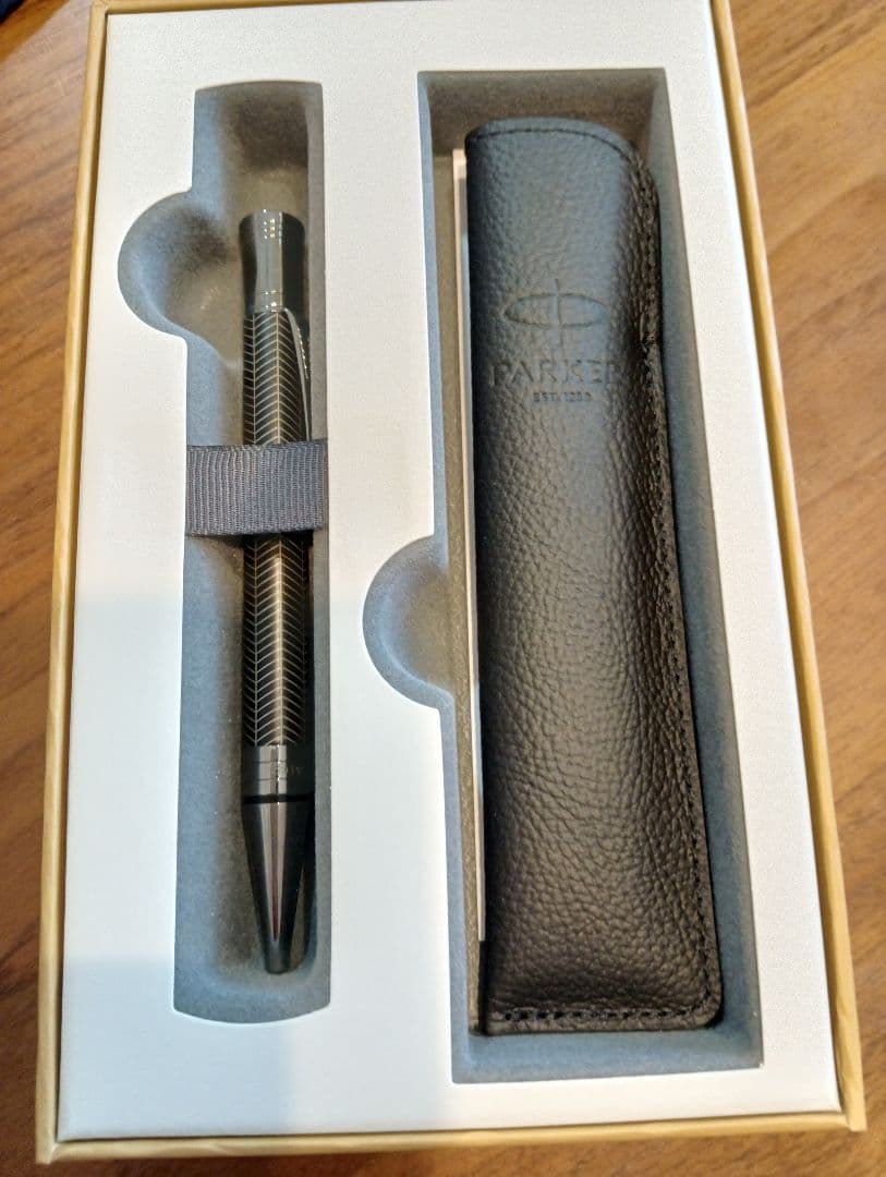 Parker ボールペン ブラックシェブロン　セール