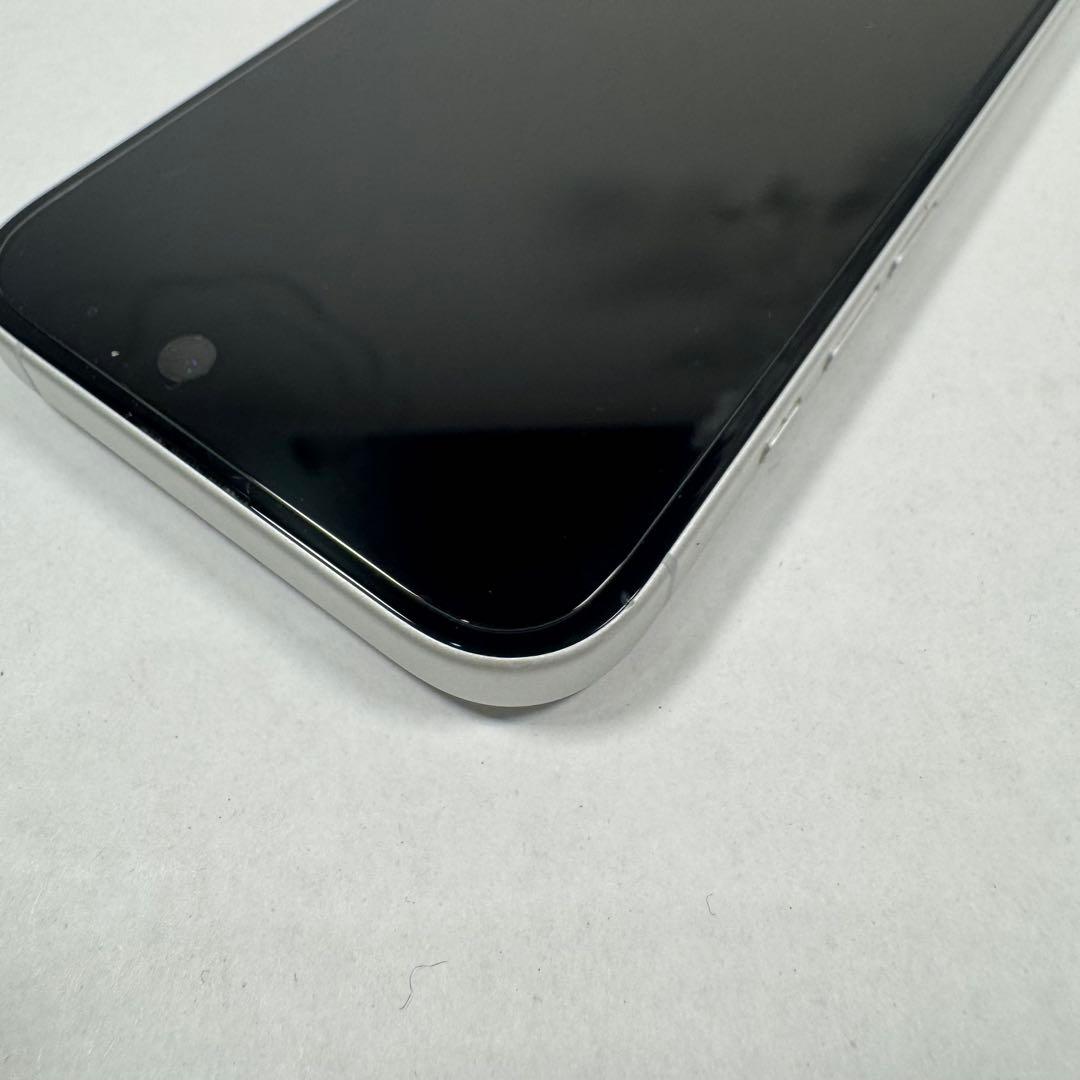 【美品】iPhone16 128GB本体+おまけ付
