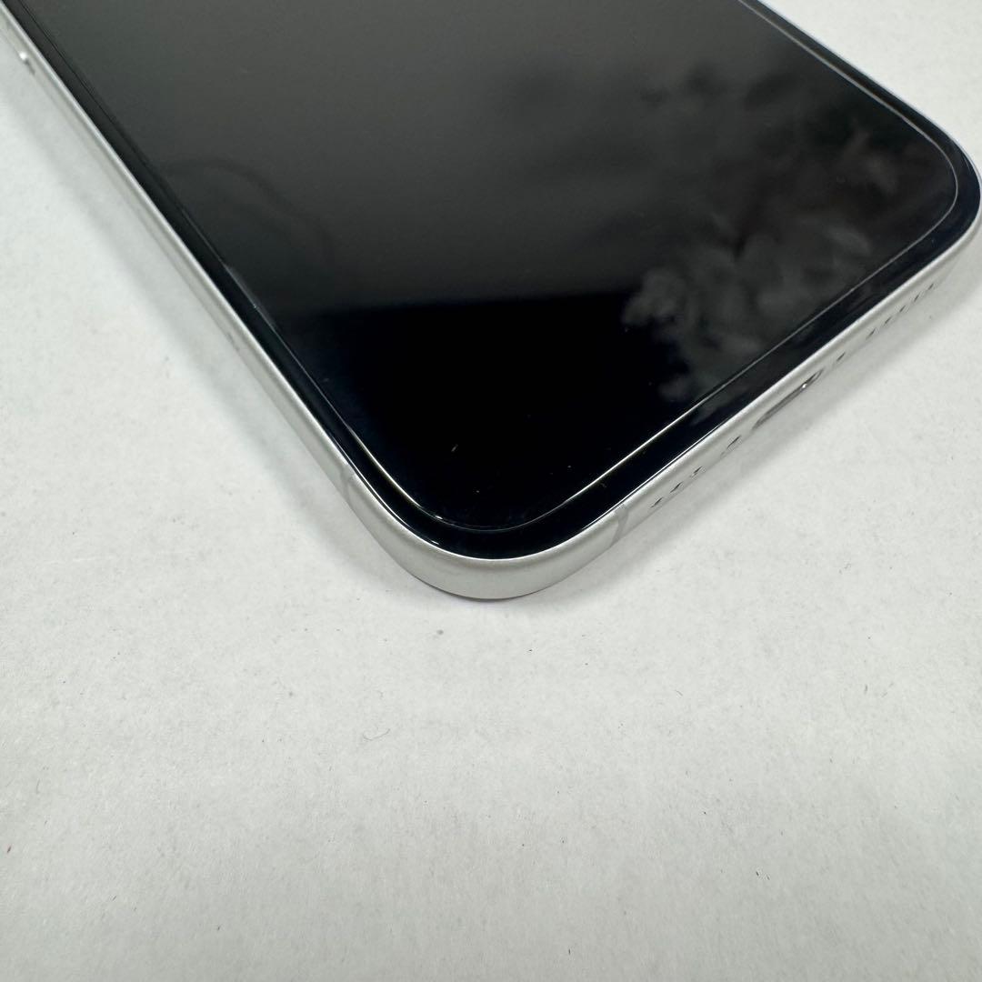 【美品】iPhone16 128GB本体+おまけ付