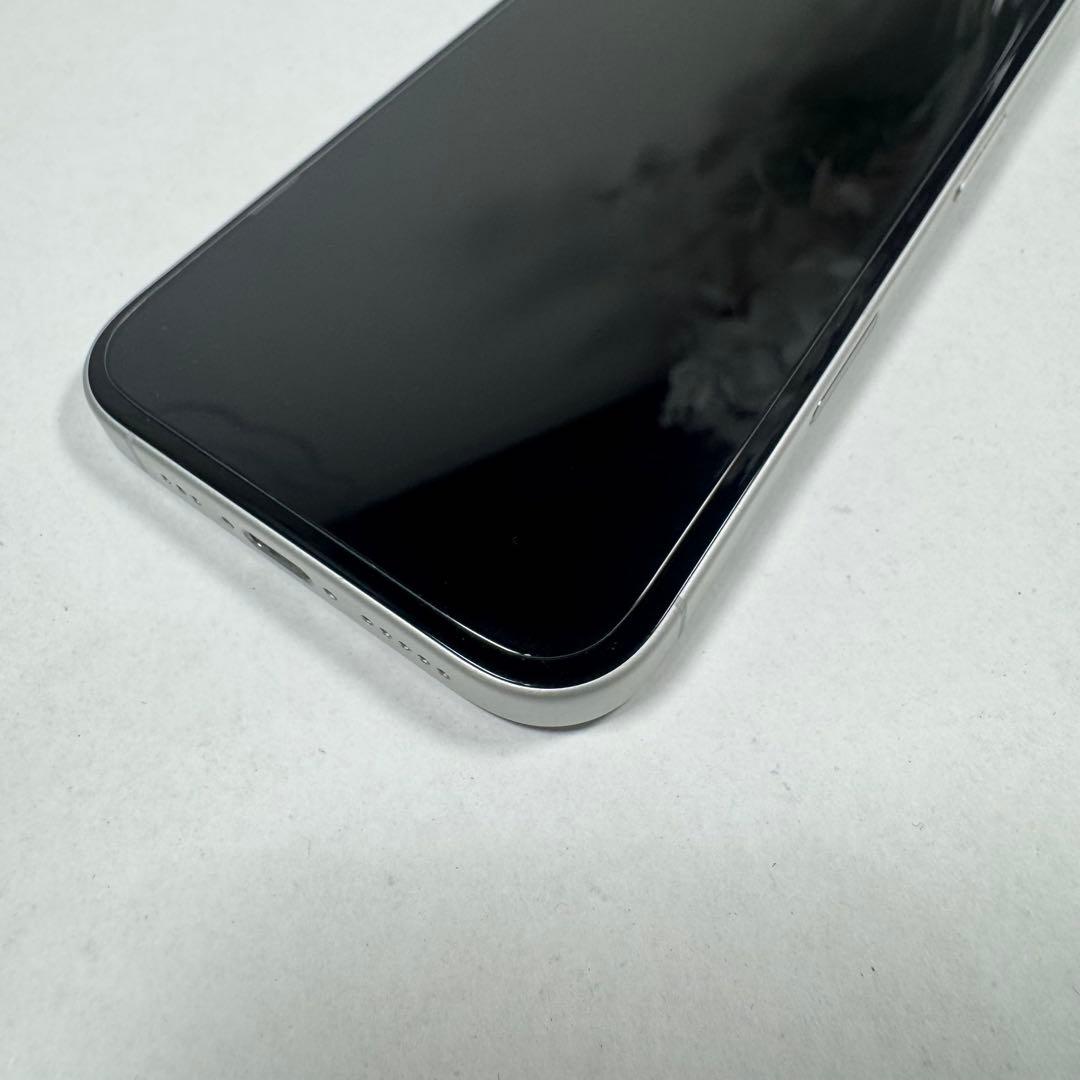 【美品】iPhone16 128GB本体+おまけ付