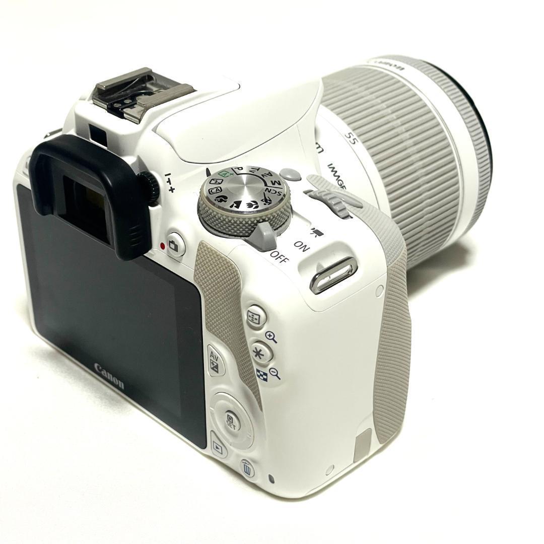 大人気のホワイト❣️ Canon EOS Kiss X7 手ブレ補正レンズ付属