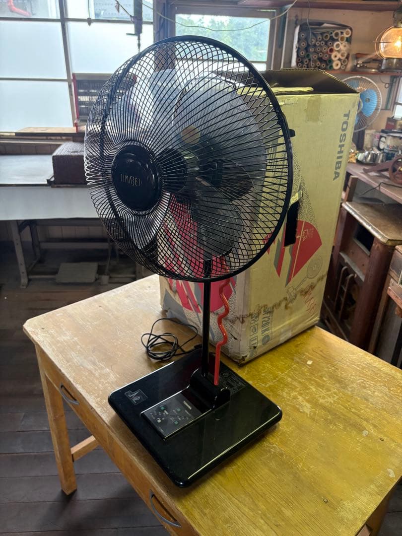 昭和レトロ　レトロ扇風機　扇風機　風のイマージュ　TOSHIBA 本田美奈子