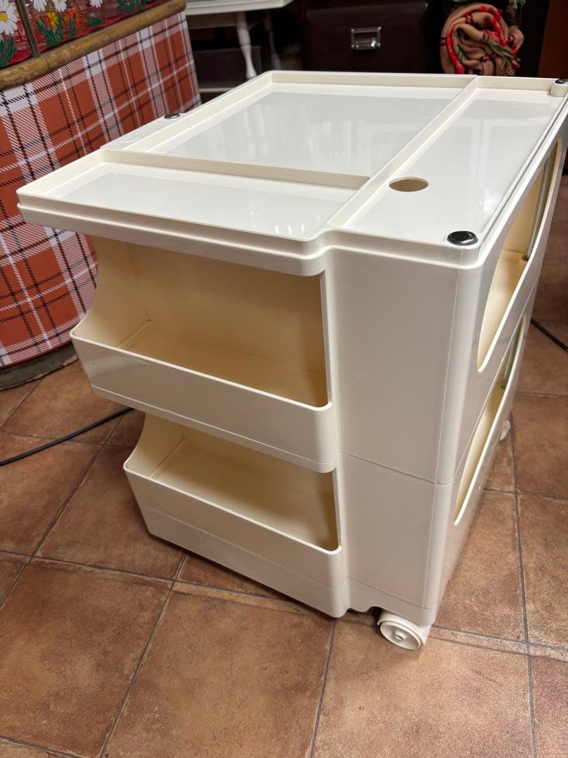 ホワイト 3段ワゴン キャスター付き