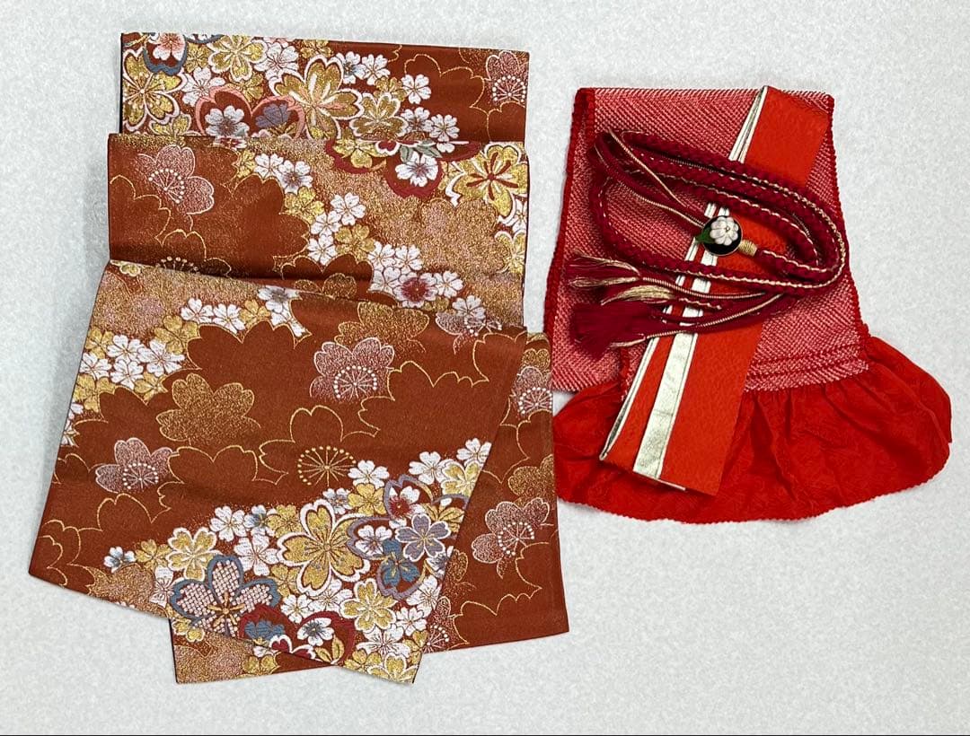 振り袖　フルセット　長襦袢付　ピンク　成人式　金彩加工　刺繍入り　銀通し　704