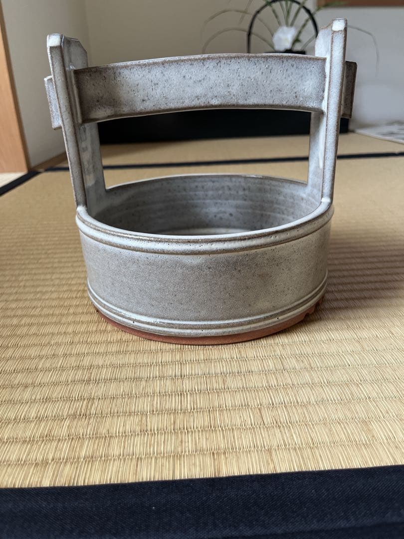 【極美品箱あり】【大幅値下げ！】赤膚焼萩釉手桶形盛器　大塩正人